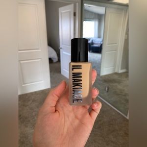 Il Makiage 40#. I Woke Up Like This- Foundation